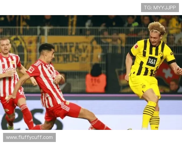 多特蒙德攻防转换彻底乱了，问题根本不在进攻！