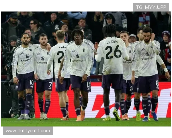 从第15到争四:曼联的复苏,是假象还是转折? 从第15到争四:曼联的复苏,是假象还是转折?